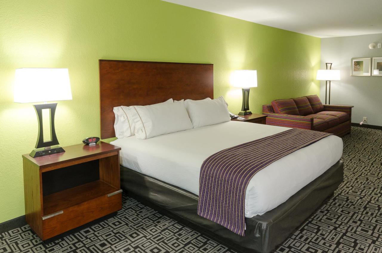 Holiday Inn Express Hickory - Hickory Mart By Ihg Exteriér fotografie